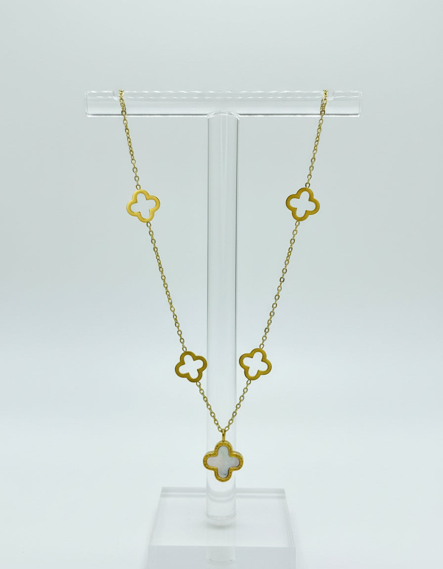 Reversible Pearl/Black Clover Necklace