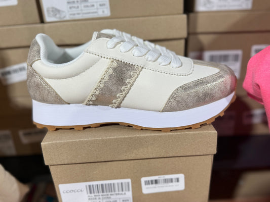 Stitch Edge Design Sneakers