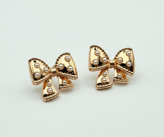 Bow Pearl Studs