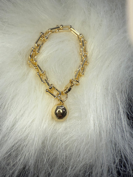Small Link Gold Bracelet